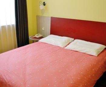 Home Inn Linzi Bus Station Qingzhou ภายนอก รูปภาพ